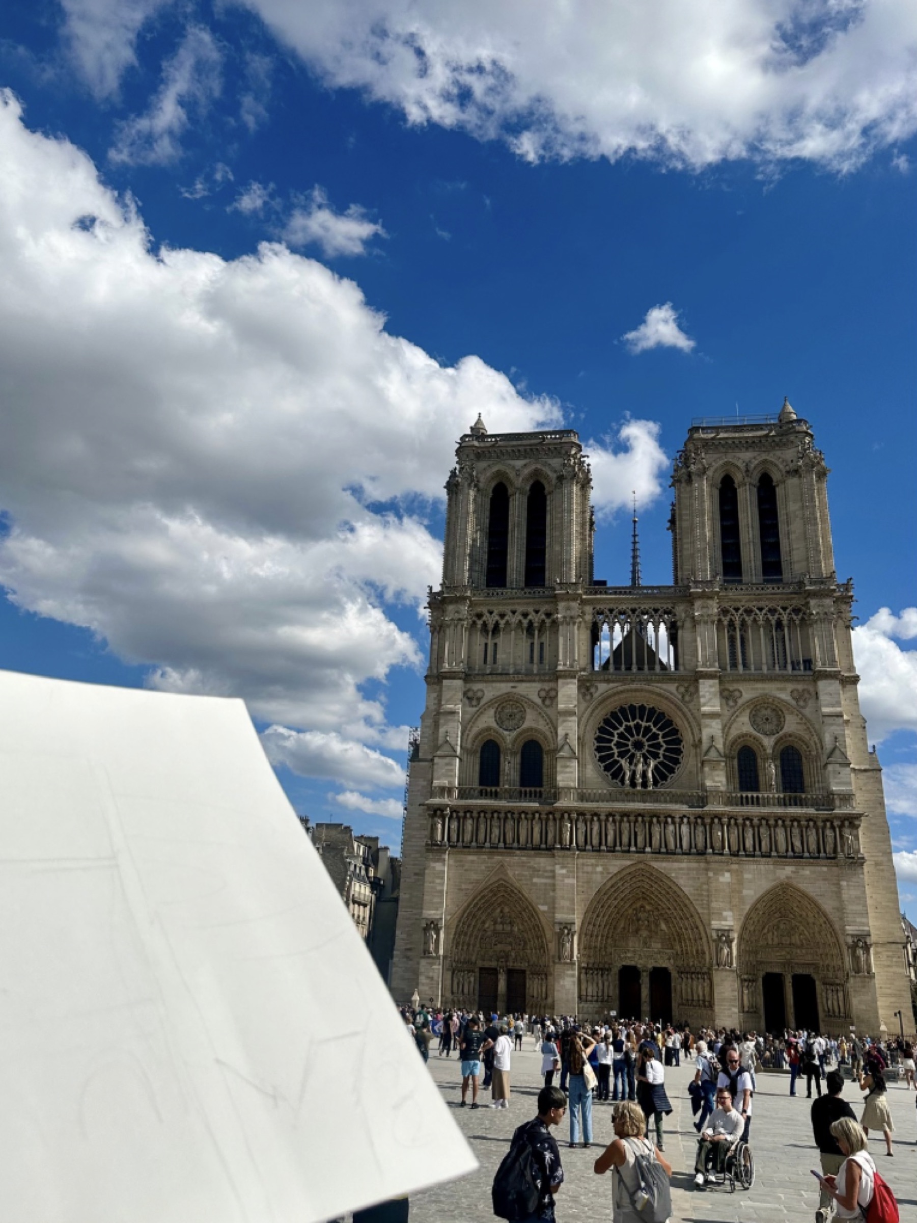 Sketching Notre-Dame cathedral in Paris